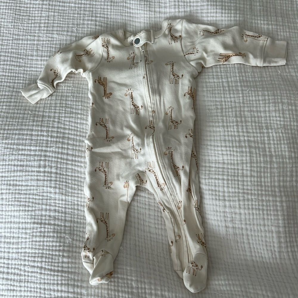 Baby footie